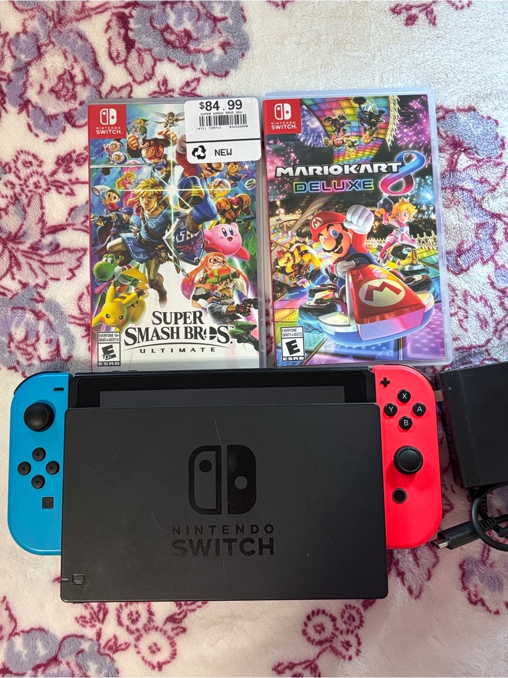 Nintendo Switch + Dock & 2 Games